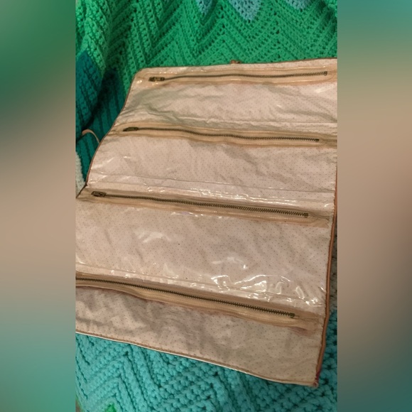 Vintage floral jewelry travel holder - Picture 2 of 2